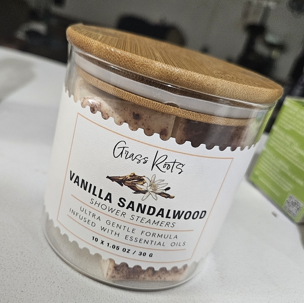 Grass Roots Vanilla Sandalwood Shower Steamers! - Picture 1 of 2